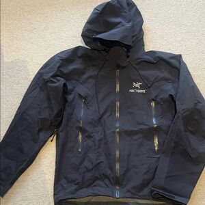 Arc'teryx Men's Shell Jacket
